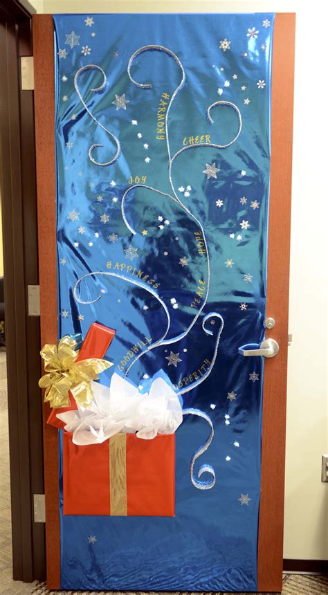 Office Door Decoration Christmas Theme This Is A Photo Of A Decorated