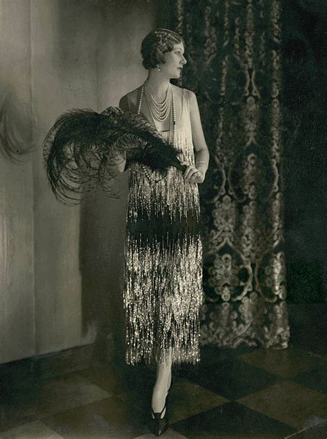 1920s Womens Fashion Outbreak