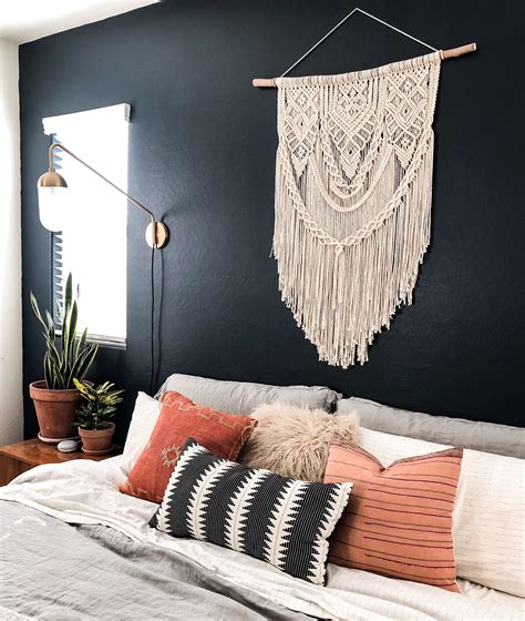 10 Wall Hangings For A Bedroom