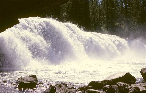 Cave Falls Rexburg Online Located In Yellowstone