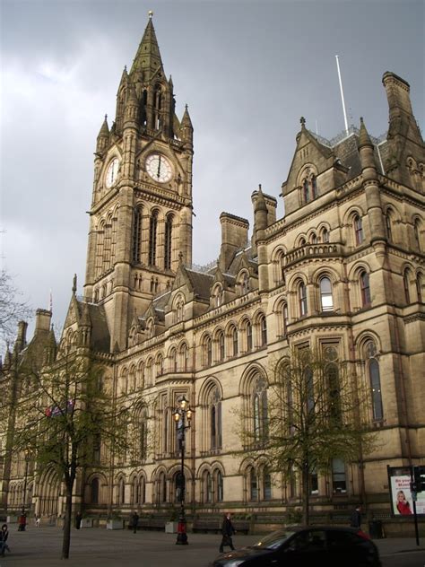 Travel Tuesdays: Manchester, England's Northern Capital of Cool - TLM
