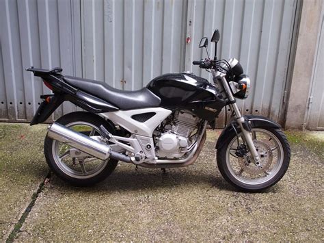 Are driving 0 · subscribed 0 · discussions 0. Honda CBF 250 249 cm3, 2005 god.