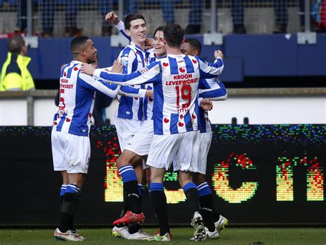 Heerenveen is a town and municipality in the province of friesland, in the north of the netherlands. Eredivisie » Nieuws » SC Heerenveen wint Derby van het Noorden