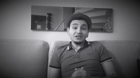 Rüştü asyalı'nın yaptığı seslendirmenin bir bölümü internette bulunuyordu. Cyrano De Bergerac ın ünlü burun tiradı (audition çekimine ...