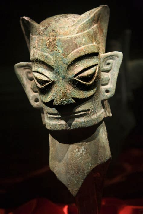 the mysterious ancient artifacts of sanxingdui that have rewritten chinese history