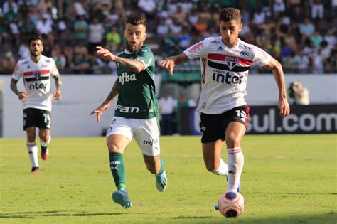 Leão perde 13 jogadores, sendo nove titulares, e. São Paulo e Palmeiras voltam a se enfrentar em uma final ...