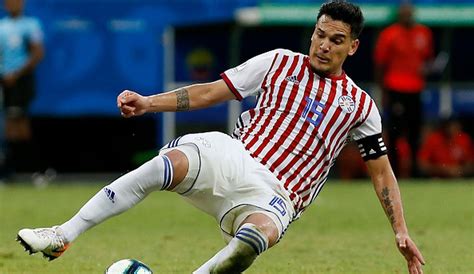 Brazil hopes to keep its perfect world cup qualifying record intact when they visit paraguay just days before the copa america begins. Brasil vs Paraguay EN VIVO EN DIRECTO ONLINE LIVE GRATIS ...