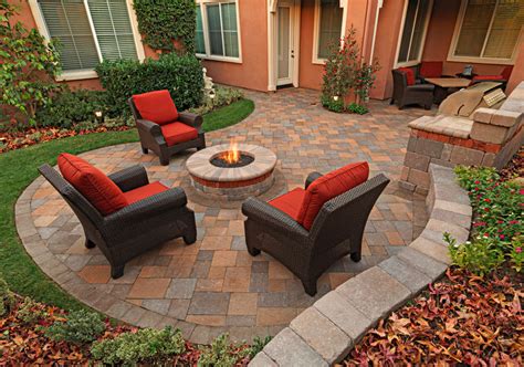Paver Patio With Retainer Wall And Fire Pit Greenlawn By