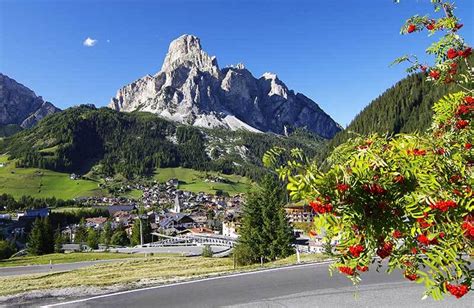 Corvara In Italy Holidays In Alta Badia Dolomites