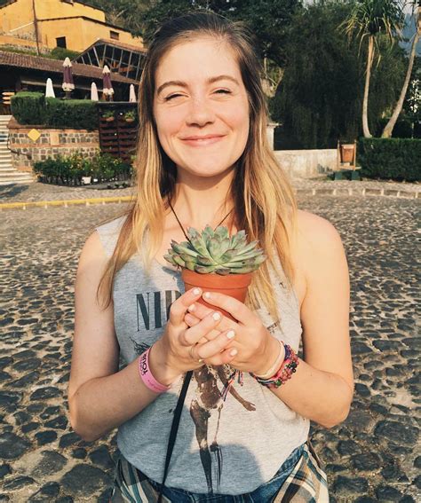 The Hottest Laura Dreyfuss Photos Around The Net 12thblog