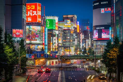 The company takes multi brand strategy, and provides nearly 100 clothing brands for various layers. High brand recognition for Japanese companies does not ...