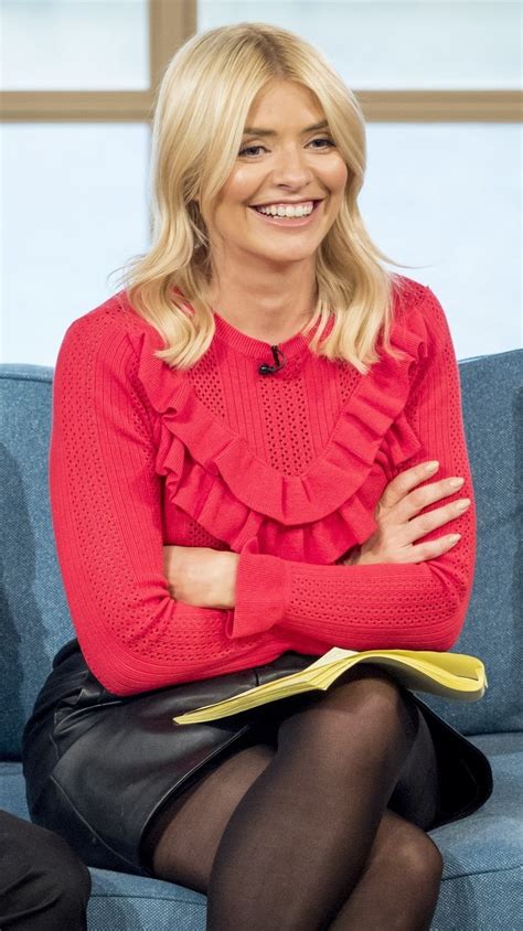 holly willoughby picture