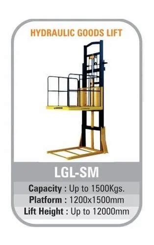 30 Feet Industrial Material Lift For Warehouses Capacity 1 2 Ton At