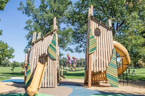 Denver Colorado Playground Wood Towers Leaf Slides Earthscape Play