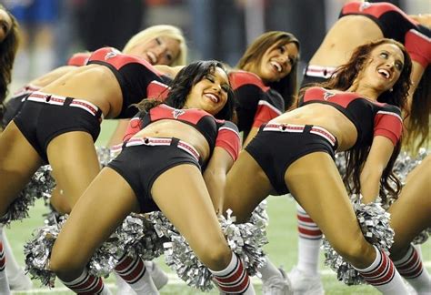 20 Of The Most Hilariously Shocking Cheerleader Wardrobe