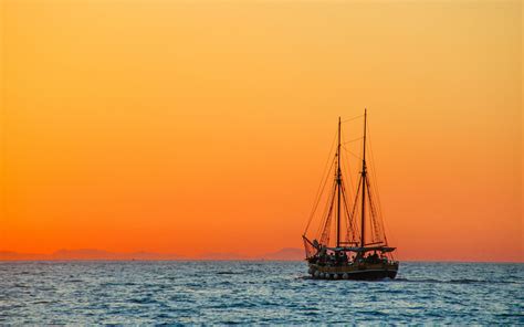 Boat At Sunset Wallpapers Wallpaper Cave