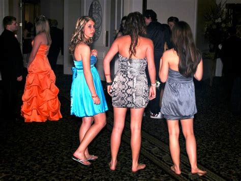 High School Senior Girls Barefoot Prom