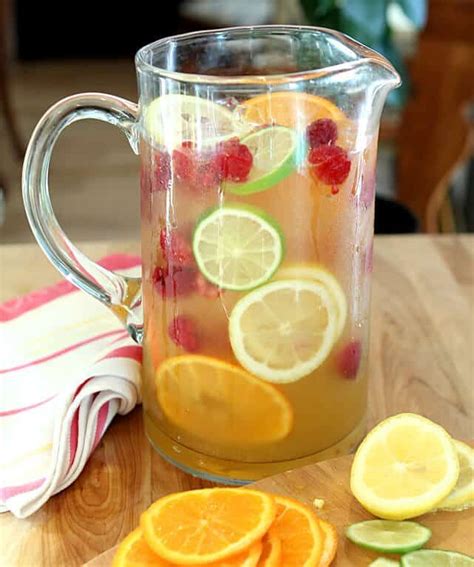 In a large pitcher, combine fresh lemon juice, cranberry juice, vodka,. An absolutely perfect change for summer, this Vodka ...