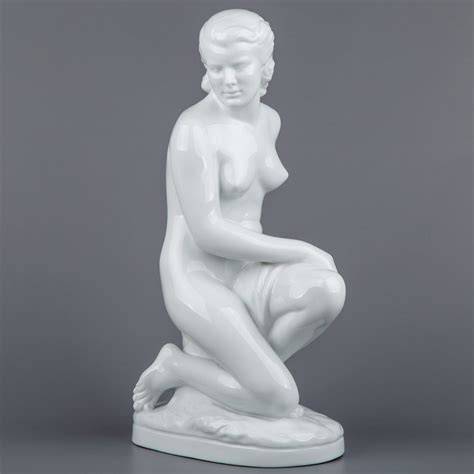 Herend Large Nude Girl White Figurine 5719 Merops Collections