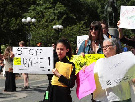 Survey Reveals 40 Of Colleges Ignored Sexual Assault Big Think