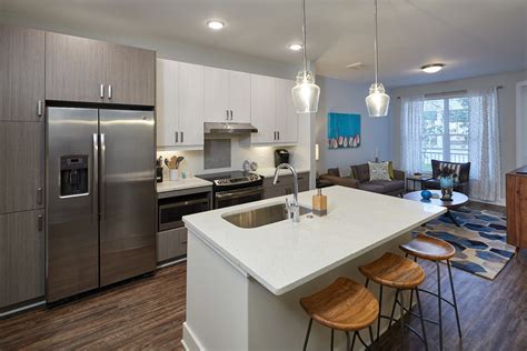 Phase i was completed in 2016 and phase ii is expected to have units available this spring. IMT 8 South Apartments - Nashville, TN | Apartments.com