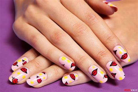 This Awesomely Graphic Manicure Is Easier Than It Looks Fashion Nails