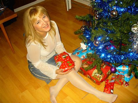 Joy Of Tights Aka Pantyhose Joy Of Tights Guide To Christmas Shopping Part 2
