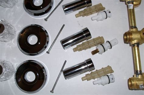 Using one pry bar will not do it, it will take two, one there are replacement handles available. How to Repair a Glacier Bay 3 Handle Tub and Shower Faucet ...