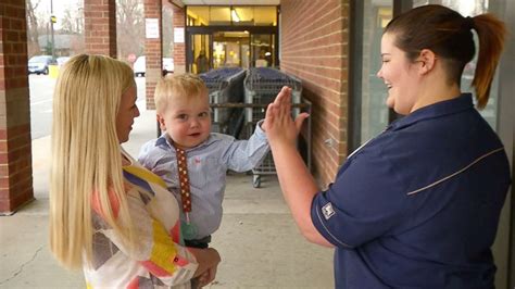 video 2 year old with heart defect gets invited to prom abc news