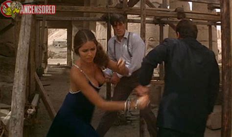 Barbara Bach Nue Dans The Spy Who Loved Me