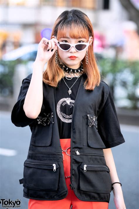 japanese teens maria and megumi on the street in tokyo fashion