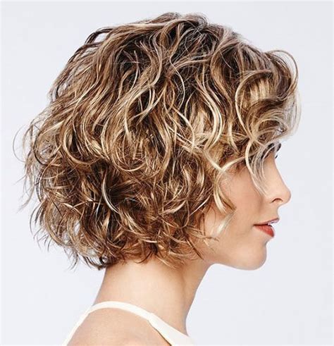Curl your hair from midway down. 40 New Short Curly Hairstyles for Women | Short Hairstyles ...