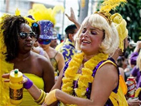 G Folia Do Pr Carnaval De Sp Continua Com Blocos De Rua Neste
