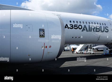 An Airbus A350 With Rolls Royce Engines Stock Photo Alamy