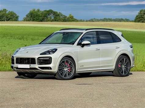 2022 Porsche Cayenne Gts 4dr All Wheel Drive Pictures