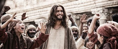 Son Of God Movie Review And Film Summary 2014 Roger Ebert