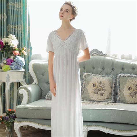 2019 New Women Nightgown Long Cotton Backless Nightdress Embroidered