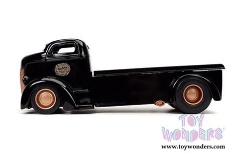 Jada Toys Just Trucks 1947 Ford Coe Flatbed Tow Truck Ford Motor Co