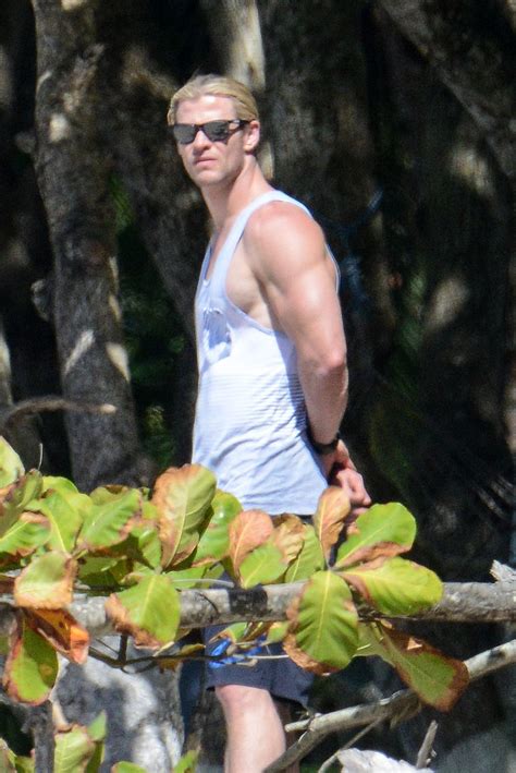 Check spelling or type a new query. LOOK AT CHRIS HEMSWORTH AND HIS ARM. | Chris hemsworth ...