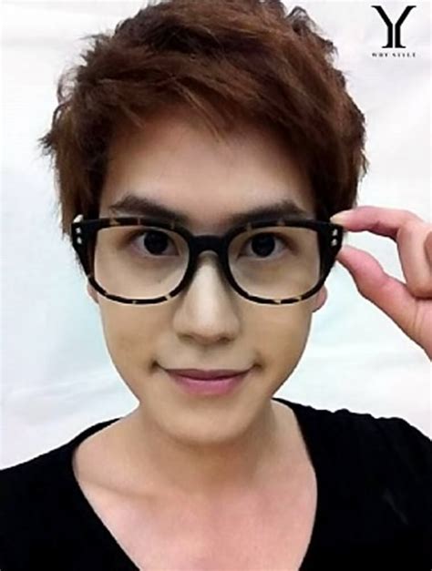 They debuted on november 6, 2005 with the studio album super junior 05. kyuhyun, super junior, whystyle - image #536839 on Favim.com