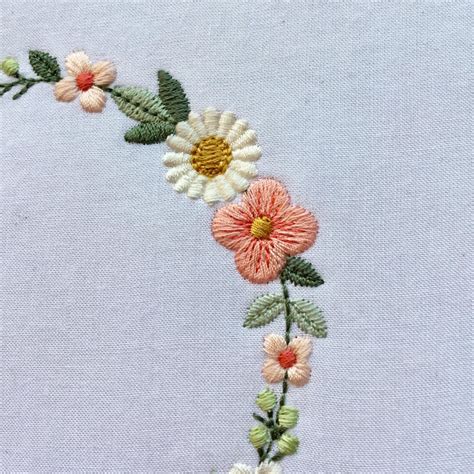 Machine Embroidery Design Small Floral Wreath Dainty Boho Etsy Singapore