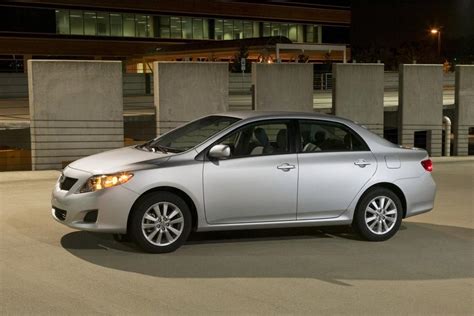 Our designers gave it a bold, confident style. 2010 Toyota Corolla Specs, Price, MPG & Reviews | Cars.com
