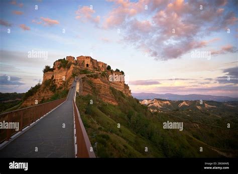 Medieval Town Of Civita Di Bagnoregio Italy Stock Photo Alamy