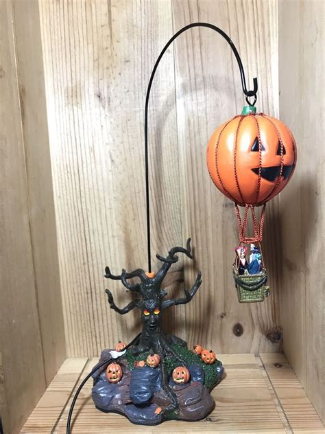 Lemax Spooky Town Collection My Boo Tiful Pumpkin Balloon Lighted