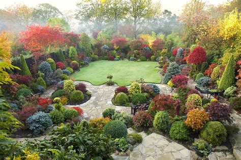 From small trees to fences, the backyard landscape should be a perfect oasis for your home.a collection of 30 ideas can be more then enough. Autumn Japanese maple colours are increasing in the upper ...