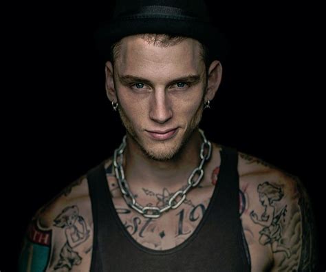 He's known to the general media by his crazy antics, tattoos, and outspokenness. Machine Gun Kelly Biography - Facts, Childhood, Family ...