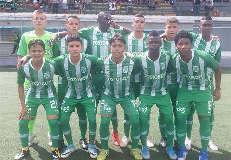 Los 40 conjuntos se repartirán en las dos categorías, quedando 20 en la sub 13 y 20 en la sub 15. Interclubes Sub 15, semifinal: Nacional derrotó a Medellín ...
