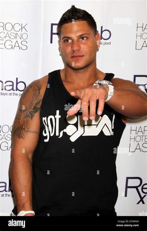Ronnie Ortiz Magro Jersey Shore Star Makes An Appearance At The Rehab