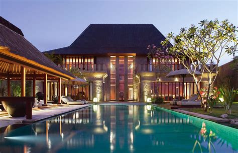 Nestled in the south, the beach city of kuta boasts lively bars, while sanur, nusa dua, and seminyak are famous resort towns. Bulgari Resort Bali « Luxury Hotels TravelPlusStyle