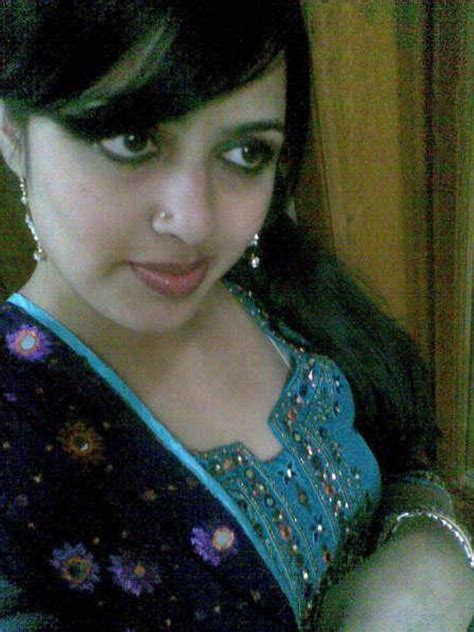 Indianpakibabes Pakistani Hot Chubby Babe Expose Part Tumblr Pics